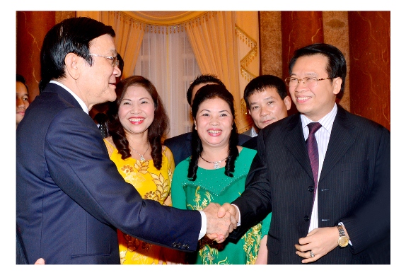 Chủ tịch nước gặp mặt đoàn doanh nhân tiêu biểu 2014
